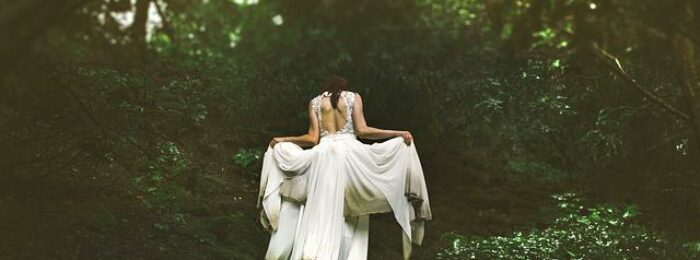Wie kommt man leicht an ein wunderschönes Hochzeitskleid?
